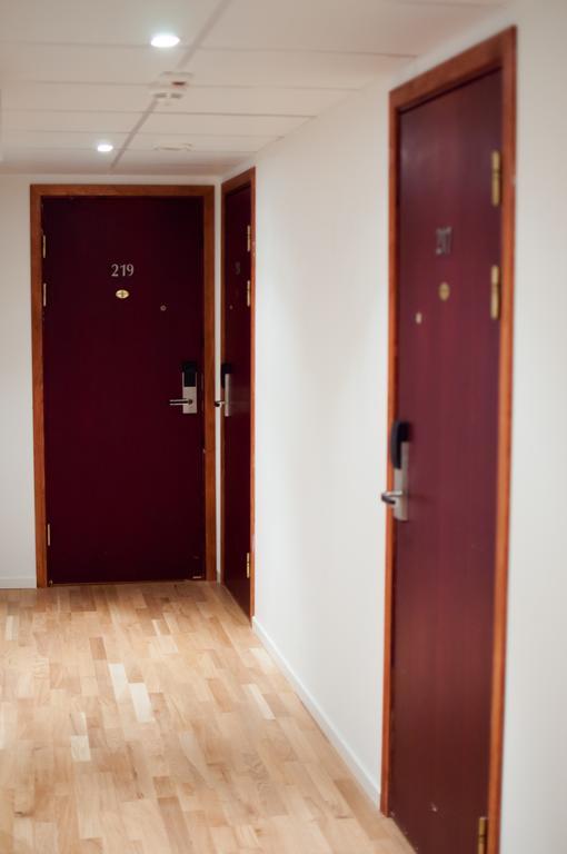 Stay Xtra Hotel Kista Стокхолм Екстериор снимка