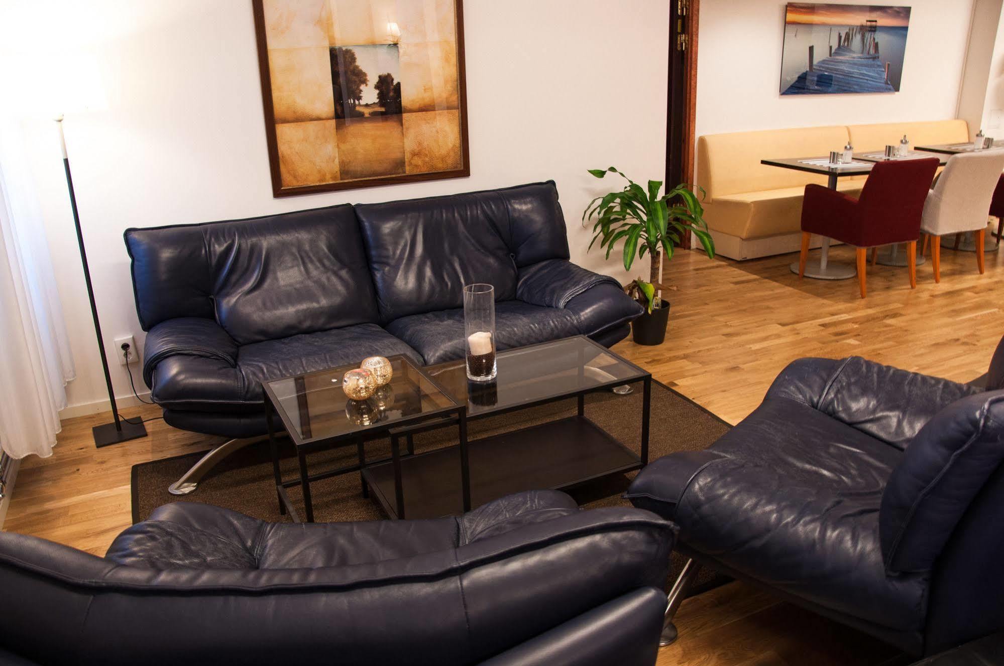 Stay Xtra Hotel Kista Стокхолм Екстериор снимка